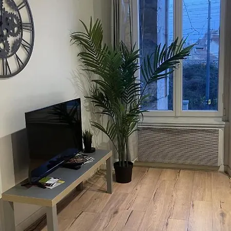 Arquebuse Proche Gare Ντιζόν